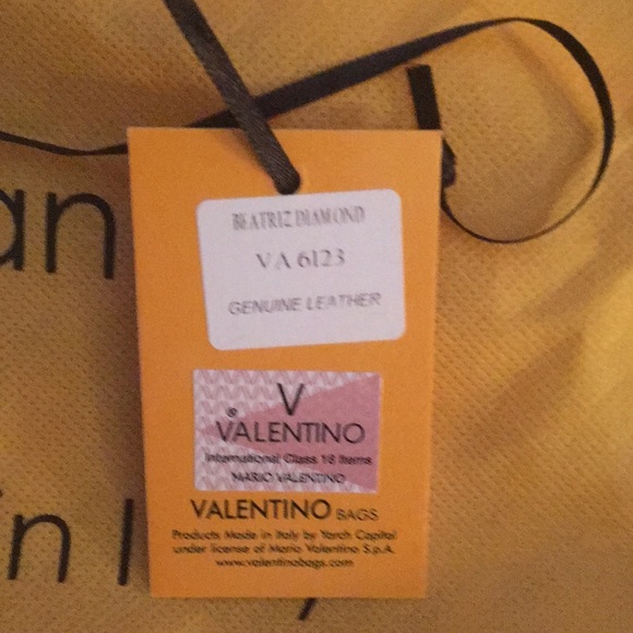 Mario Valentino Beatriz diamond purse - Picture 6 of 7